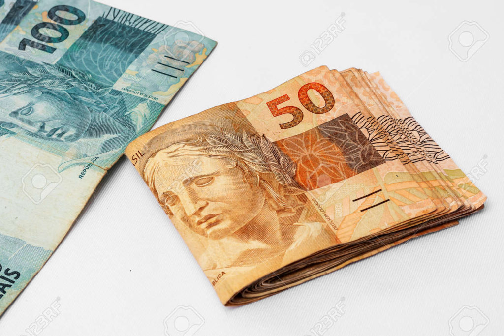 counterfeit currency in salvador