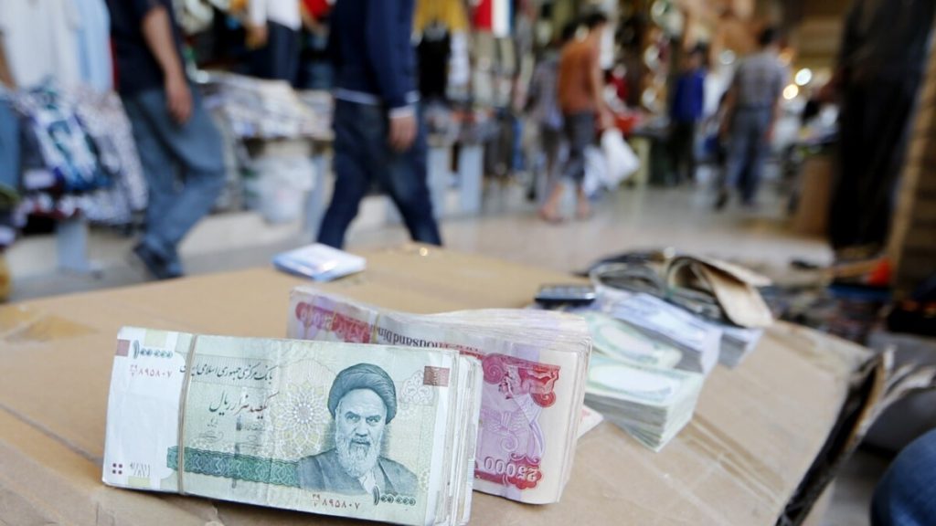 counterfeit currency in qom