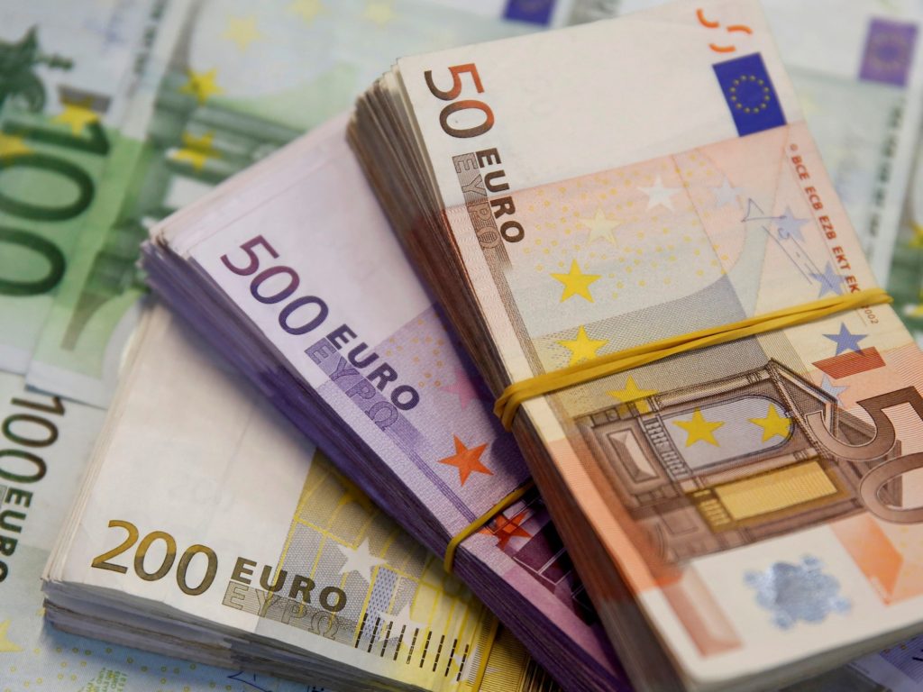 counterfeit currency in france