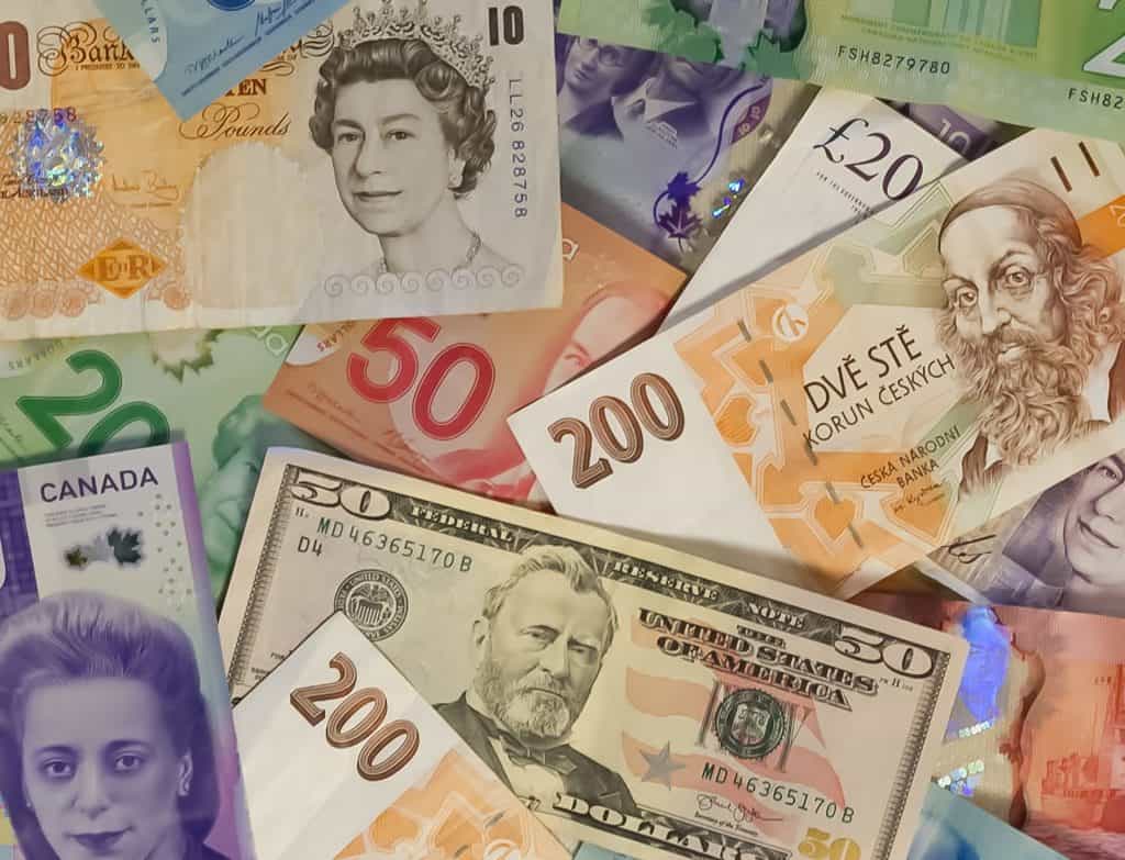 counterfeit currency in quebec