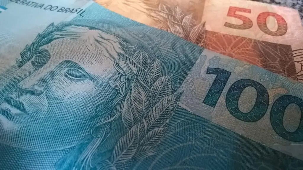 counterfeit currency in belem