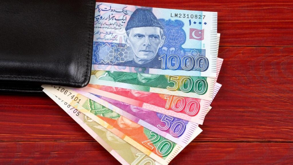 counterfeit currency in karachi