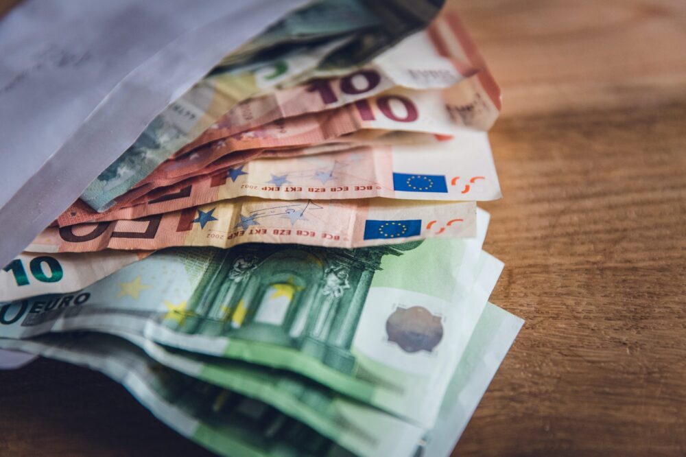 counterfeit currency in luxembourg