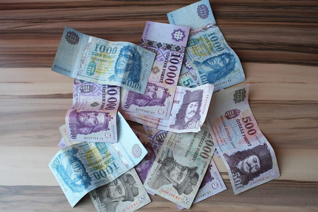 counterfeit currency in romania