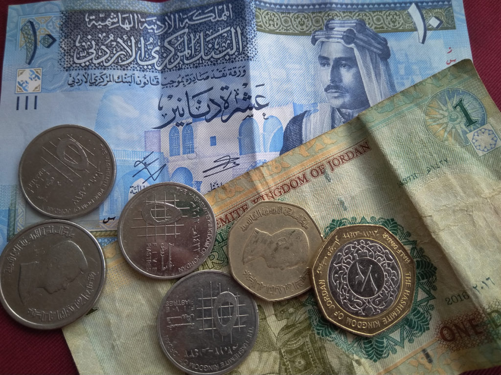 counterfeit currency in zarqa