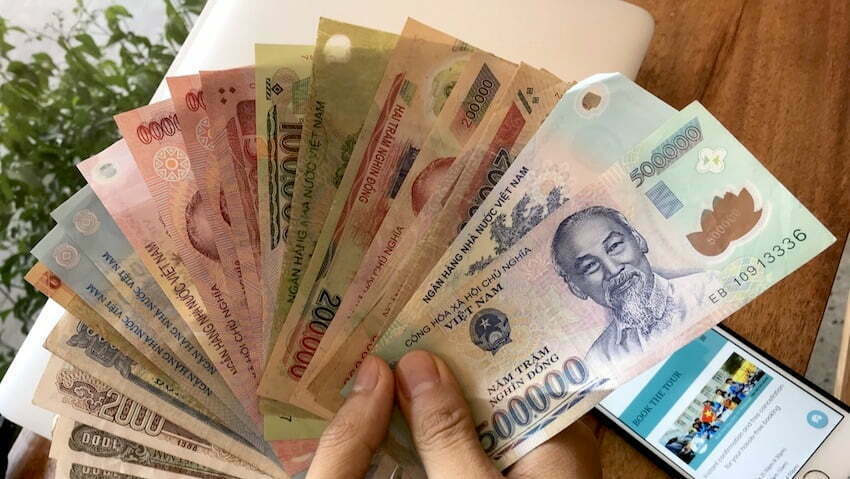 counterfeit currency in hanoi